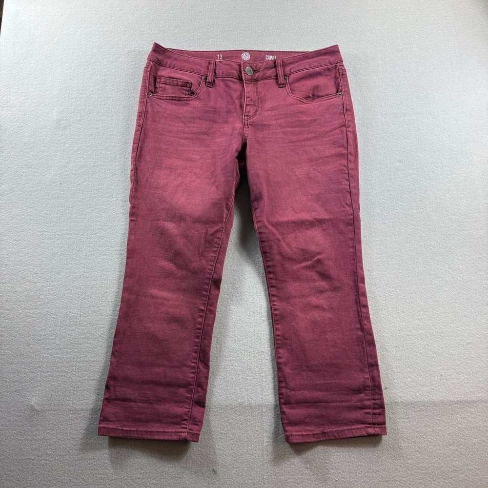 SO Capri Pants Women Size 13 Burgundy Red Mid Rise Stretch Cotton Blend